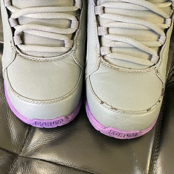 Forum BeBop Snowboard women’s size 7 Gray / Lavender snowboarding Boots - Picture 9 of 16